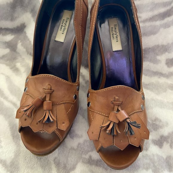 Vera Wang tobacco platform loafer style pump sz 8 - Picture 2 of 5